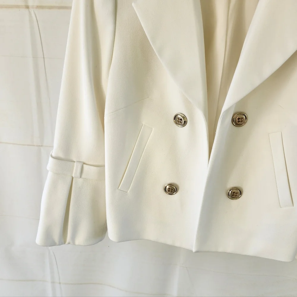 The Limited White Blazer - Picture 3 of 10